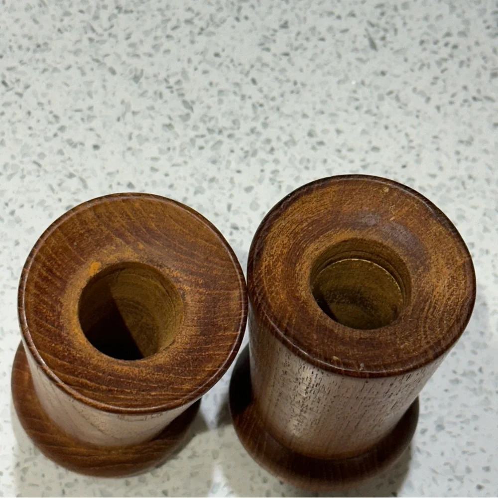 Vintage Danish Teak Salt and Pepper Shakers, MCM Style, Mushroom Shape - Picture 5 of 6